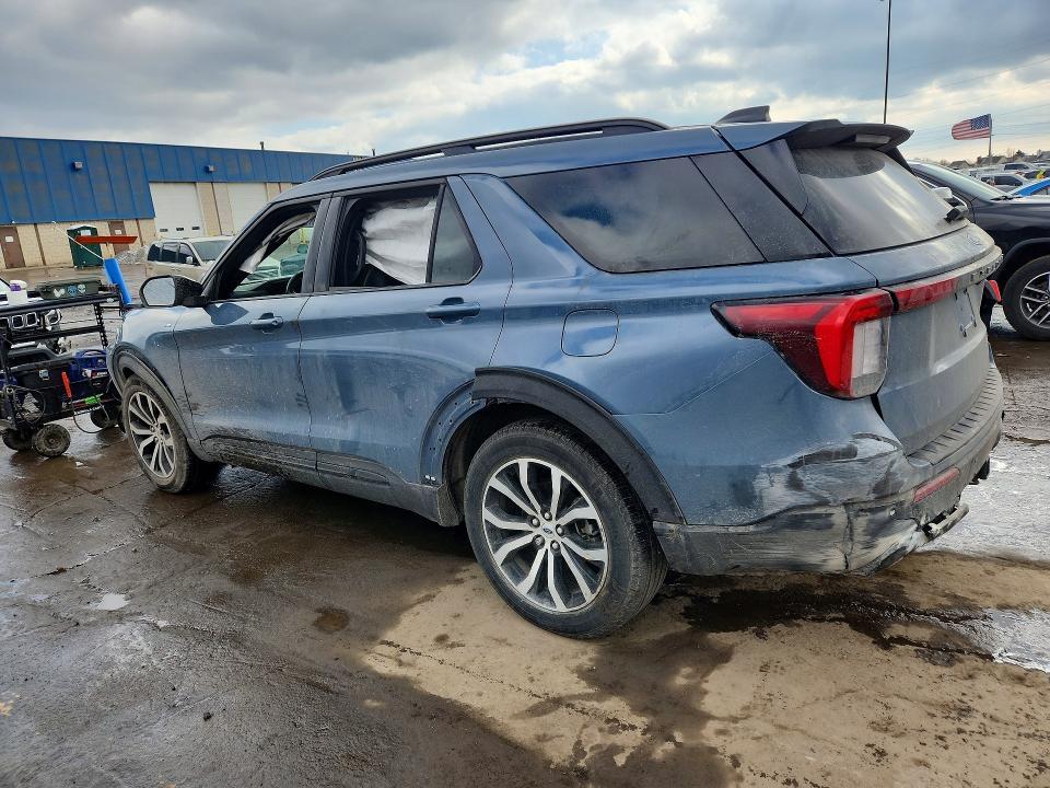 2025 Ford Explorer St-line