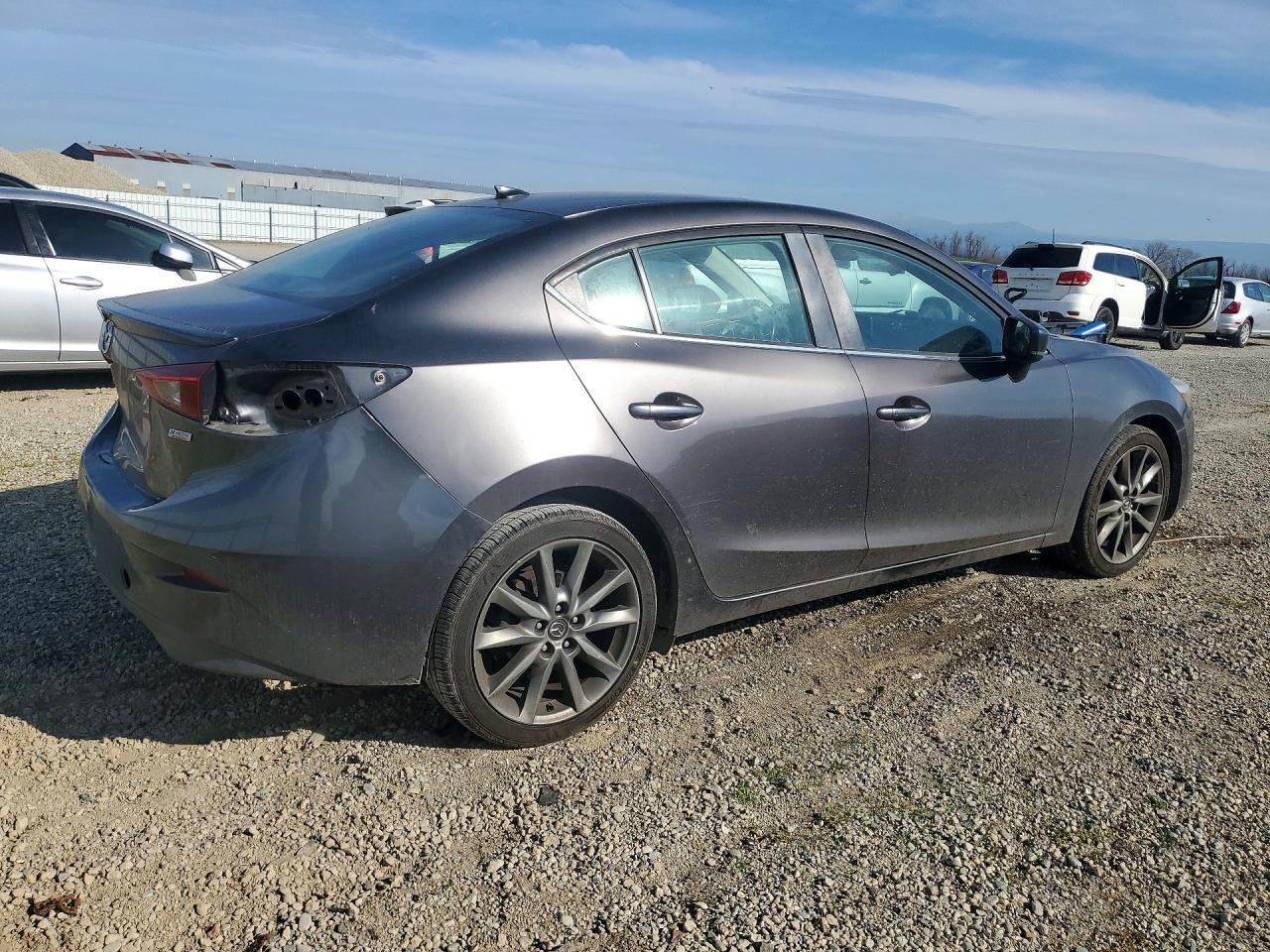2018 Mazda 3 Touring