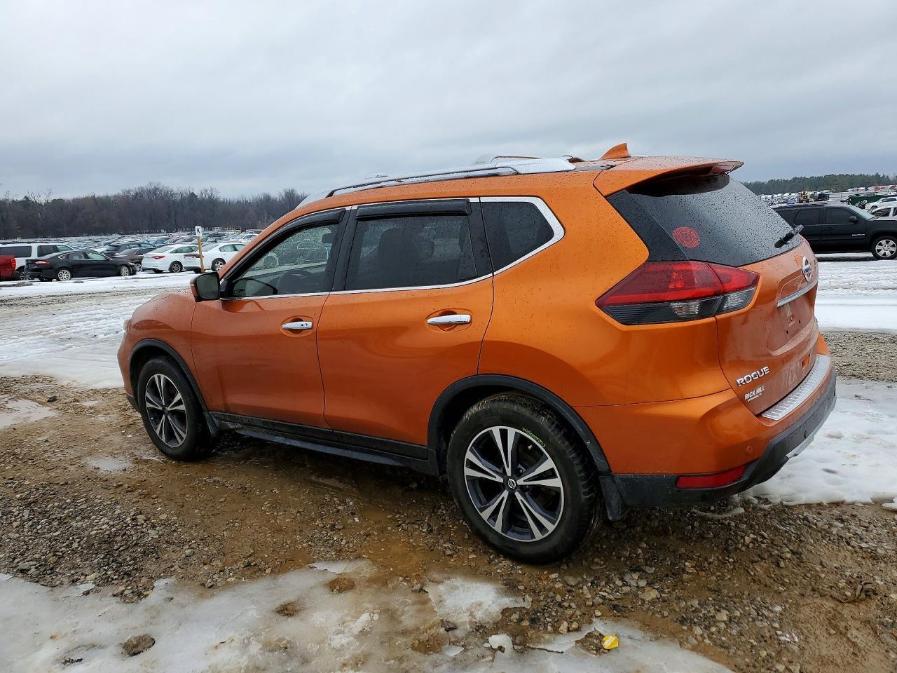 2019 Nissan Rogue sv