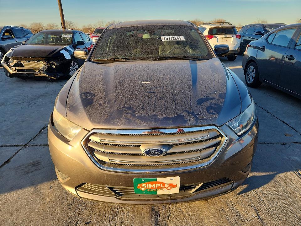2013 Ford Taurus sel