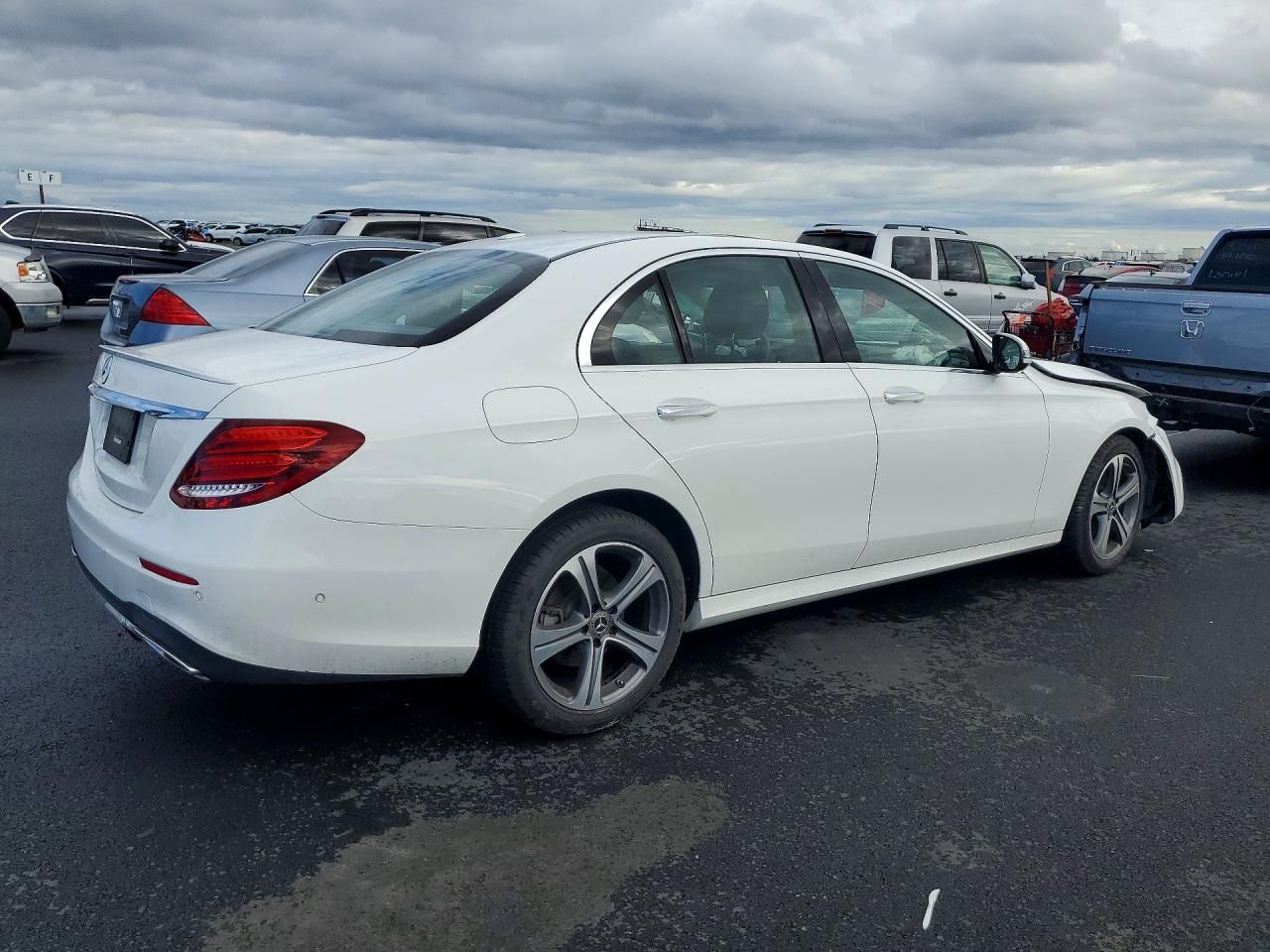 2018 Mercedes-Benz E 300