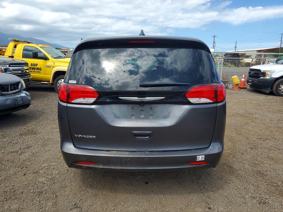2022 Chrysler Voyager lx