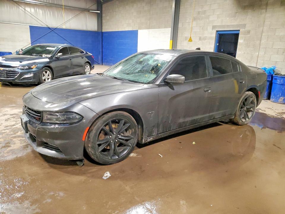 2016 Dodge Charger r