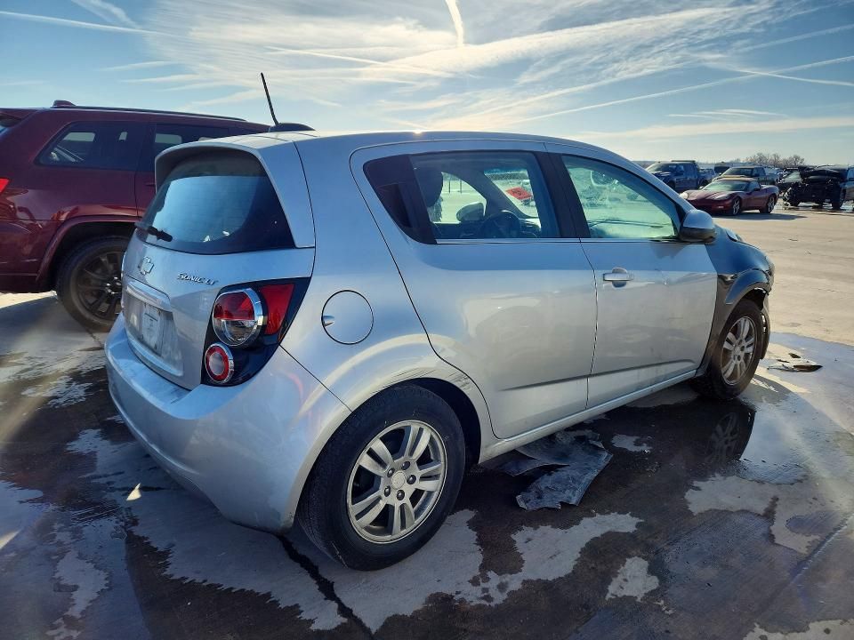 2016 Chevrolet Sonic lt