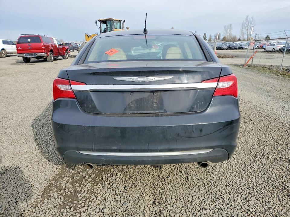 2012 Chrysler 200 Limited