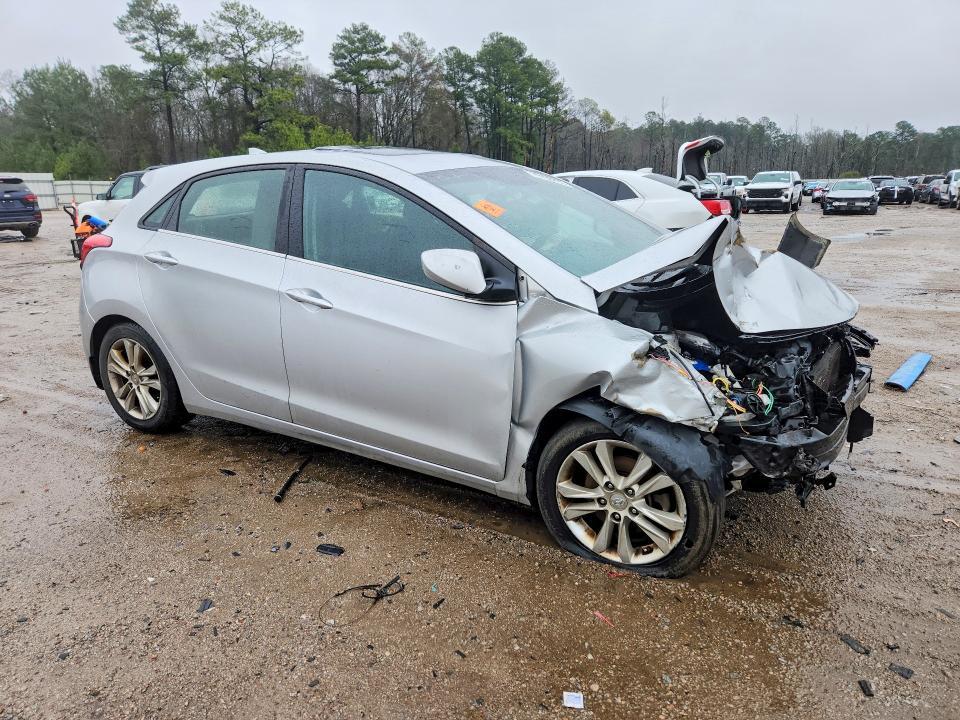 2013 Hyundai Elantra gt Base