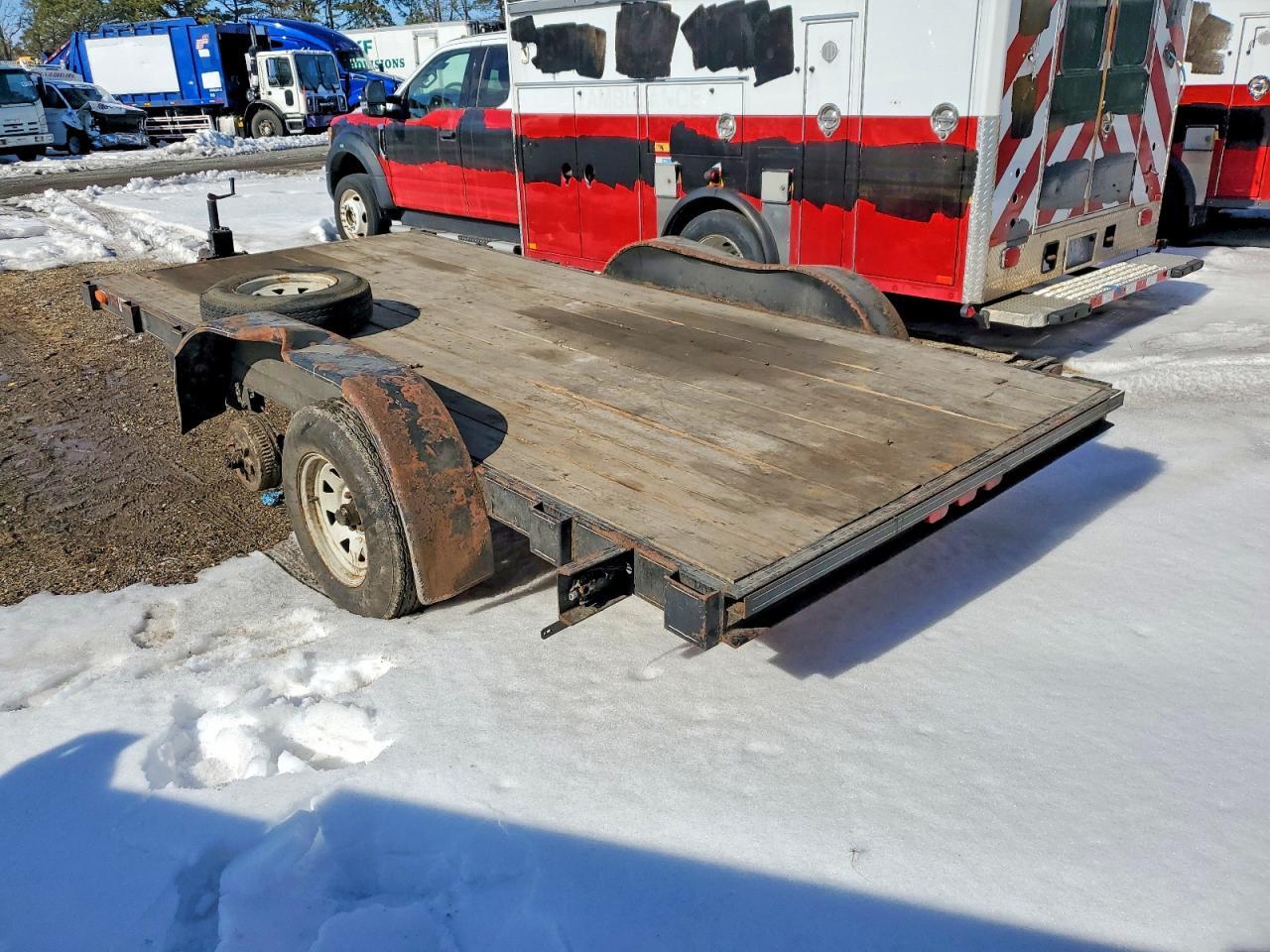 2002 Circle Equipment Trailer