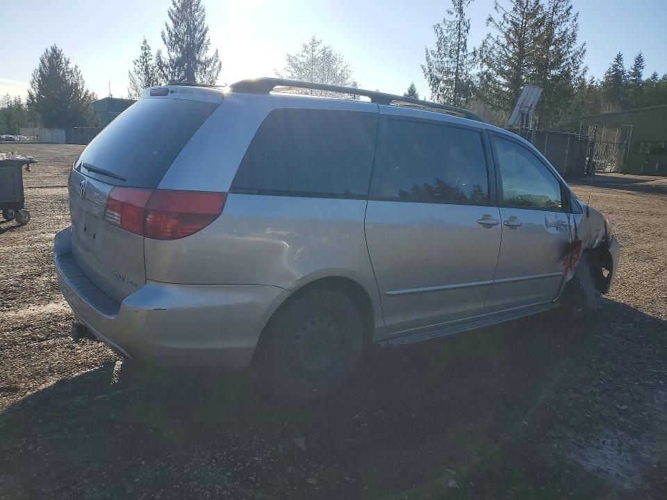 2004 Toyota Sienna ce