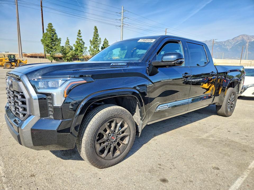 2025 Toyota Tundra Crewmax Platinum