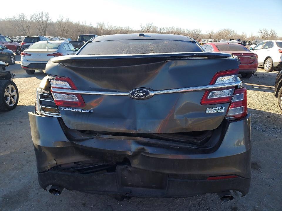 2016 Ford Taurus sho