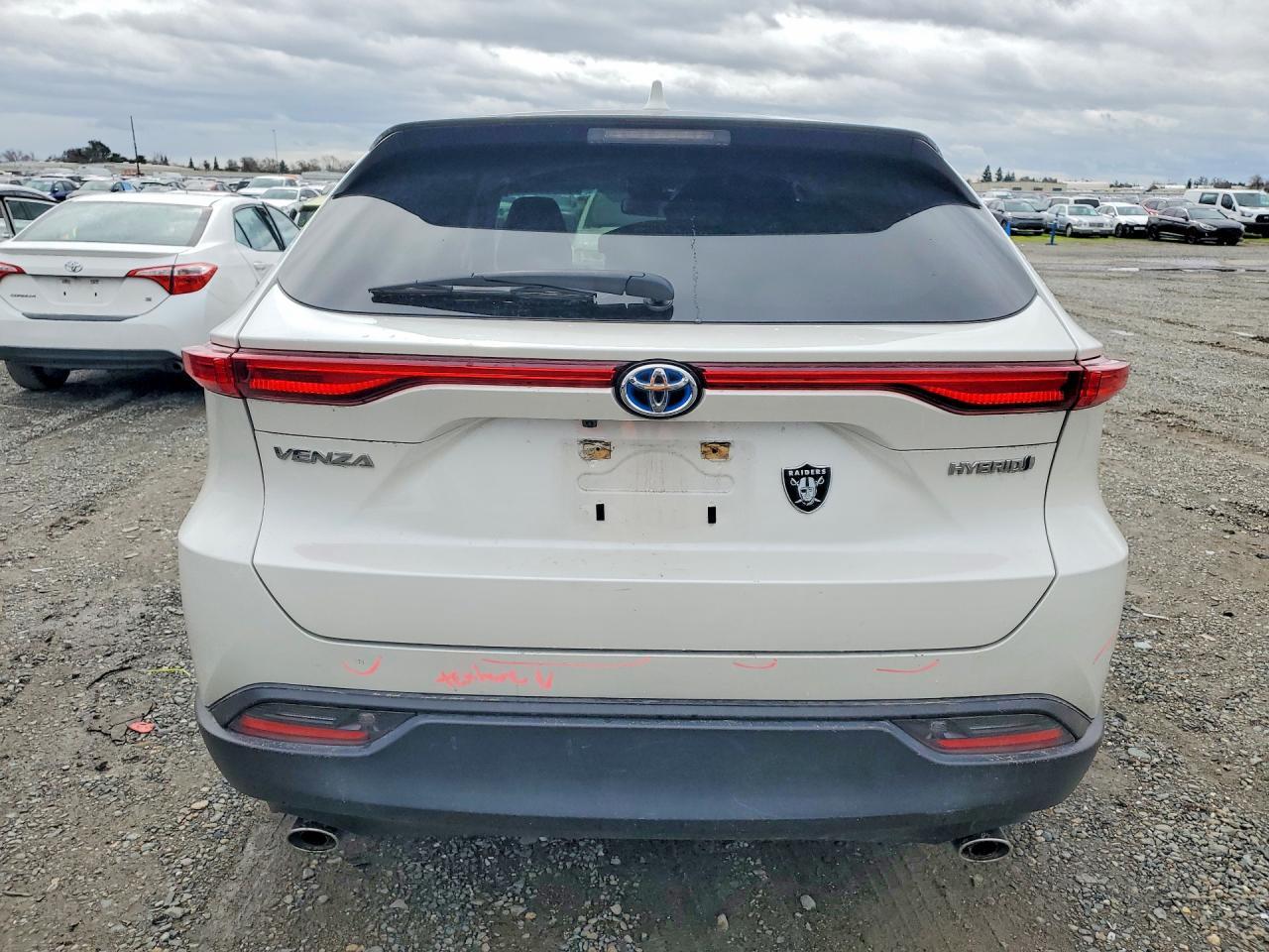 2021 Toyota Venza le