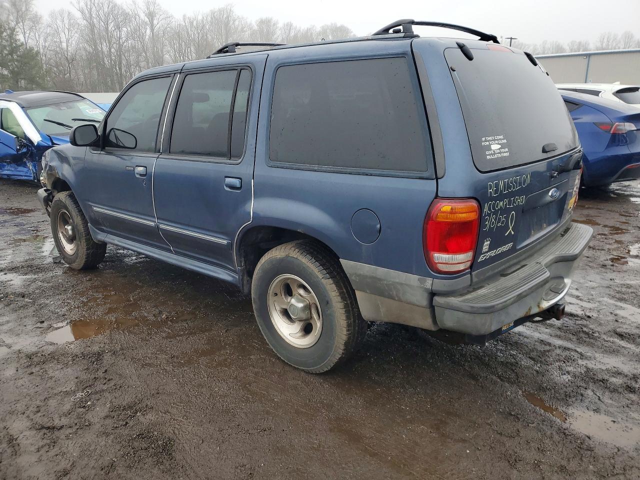 2000 Ford Explorer xlt