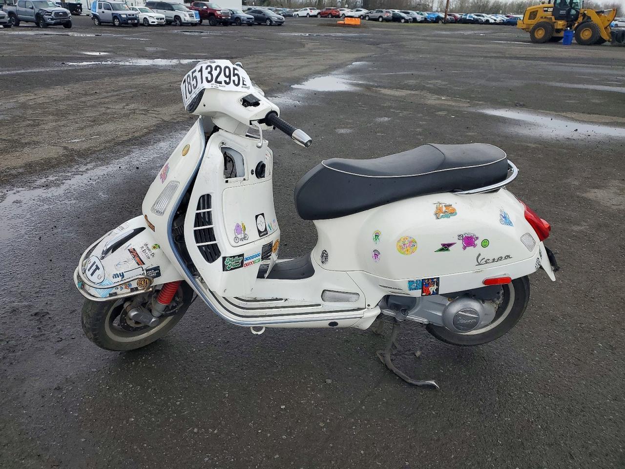 2009 Vespa GTS 250