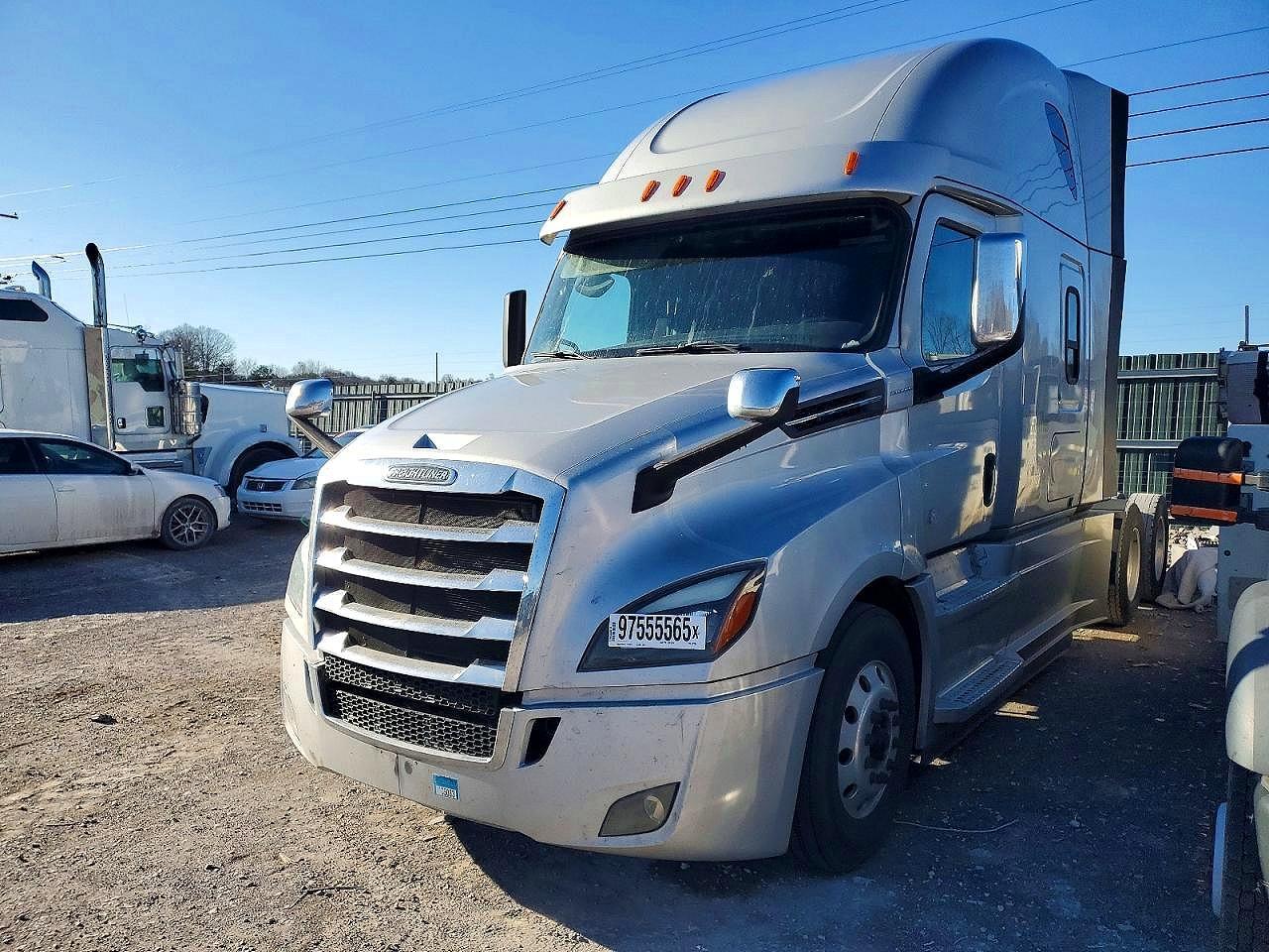 2020 Freightliner Cascadia 126 Semi Truck