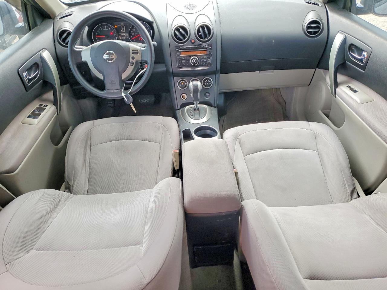2011 Nissan Rogue s