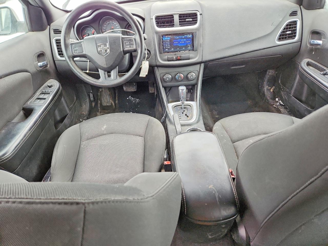 2012 Dodge Avenger se