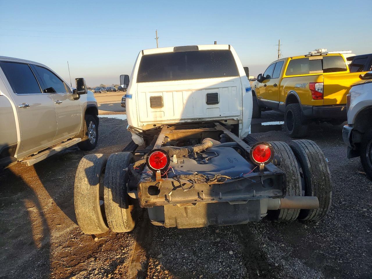 2015 Dodge RAM 4500 Truck Cab AND Chassis