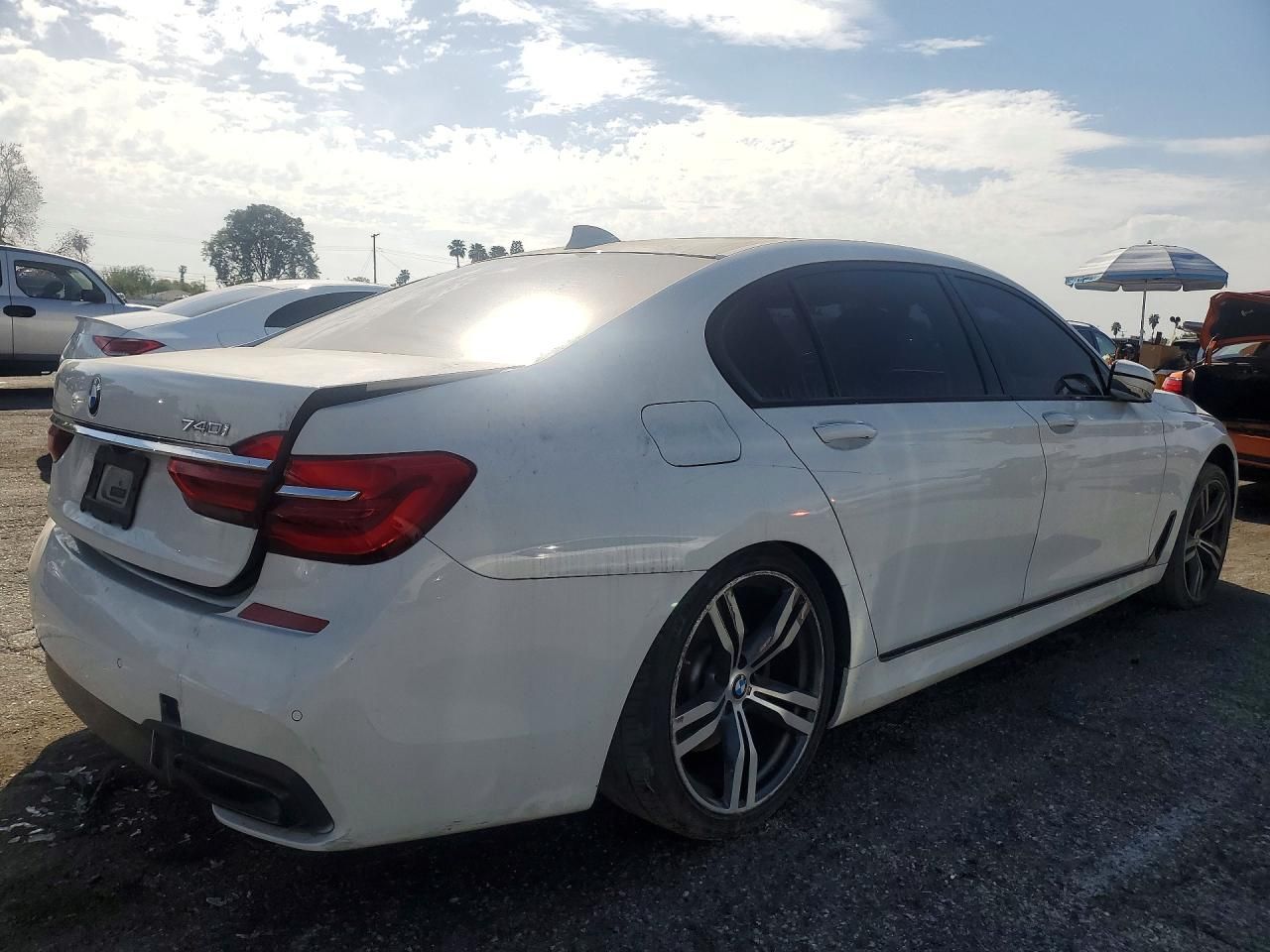2016 BMW 740 i