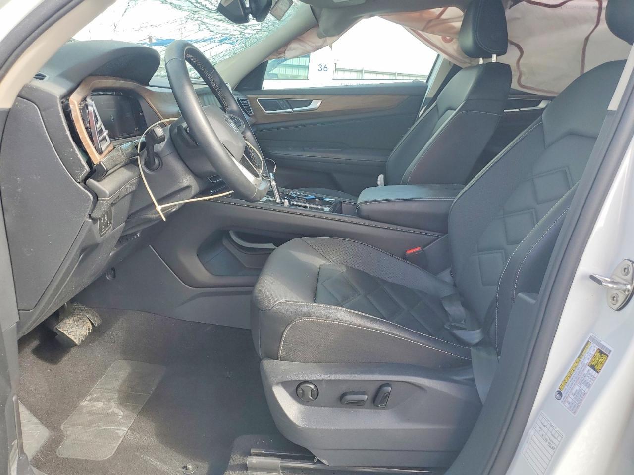 2025 Volkswagen Atlas se