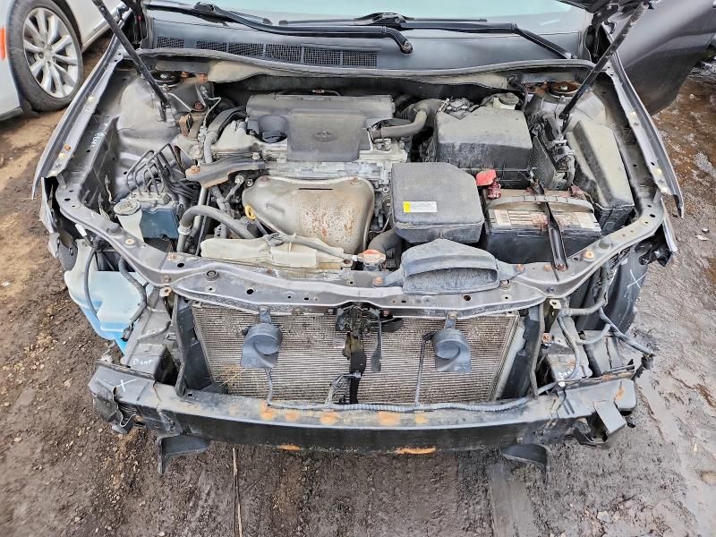 2016 Toyota Camry le