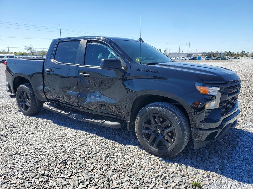 2025 Chevrolet Silverado C1500 Custom