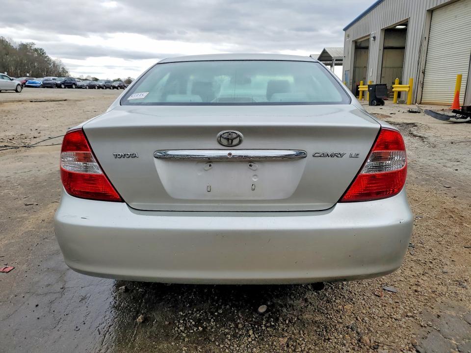 2004 Toyota Camry xle
