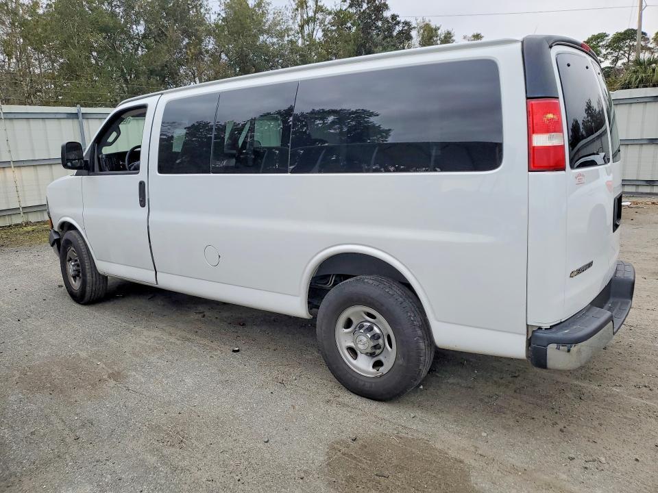 2019 Chevrolet Express G2500 LT