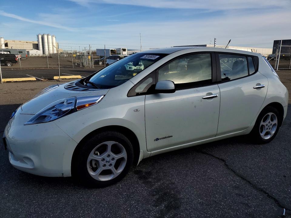 2011 Nissan Leaf sv