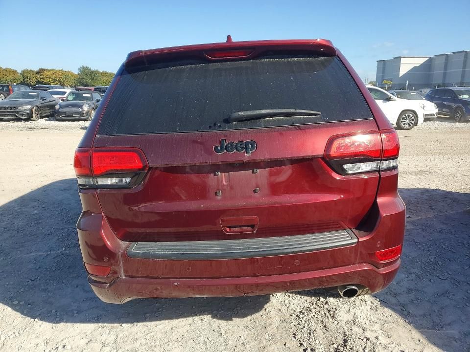 2020 Jeep Grand Cherokee Laredo