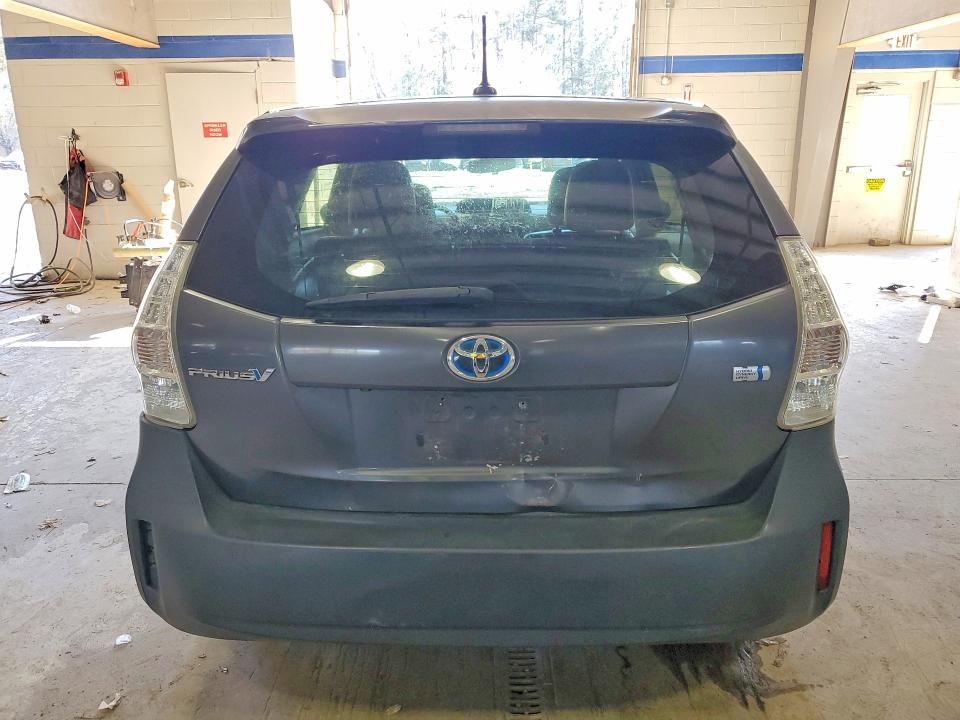 2013 Toyota Prius v