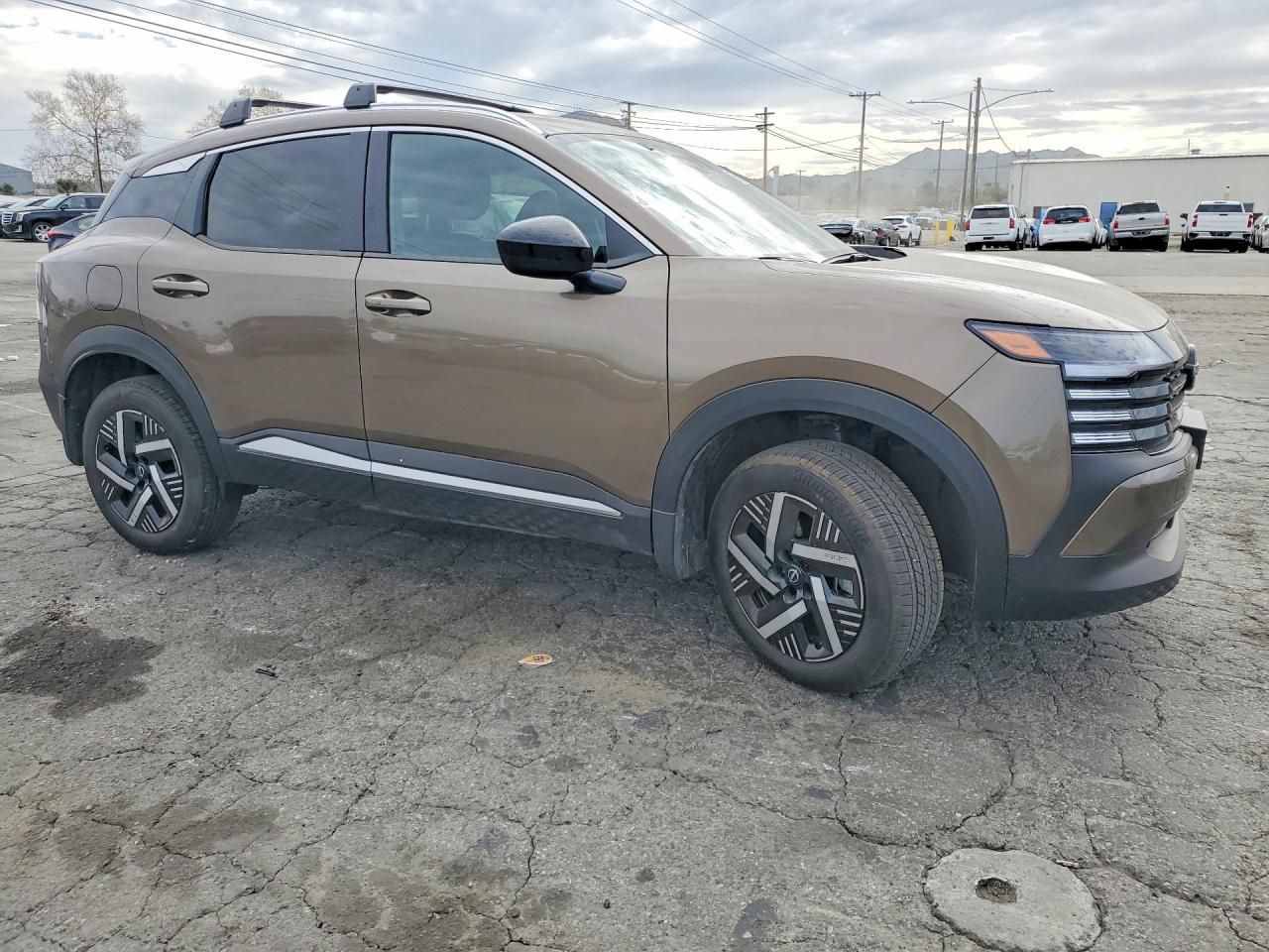 2026 Nissan Kicks sv