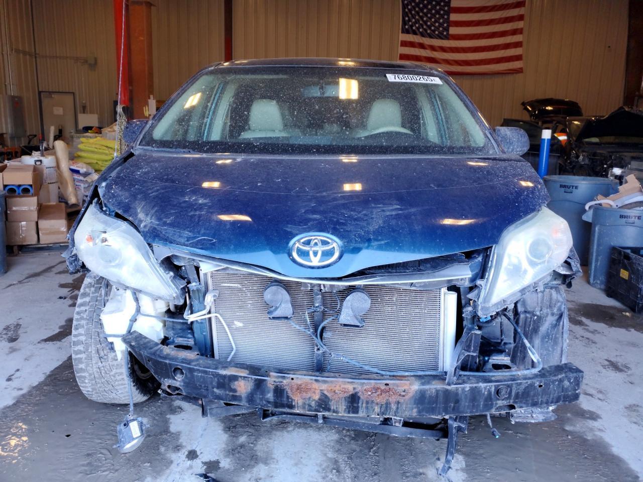 2012 Toyota Sienna xle