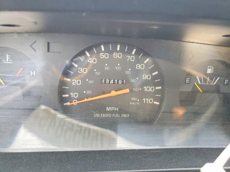1994 Toyota Pickup 1/2 TON Short Wheelbase STB