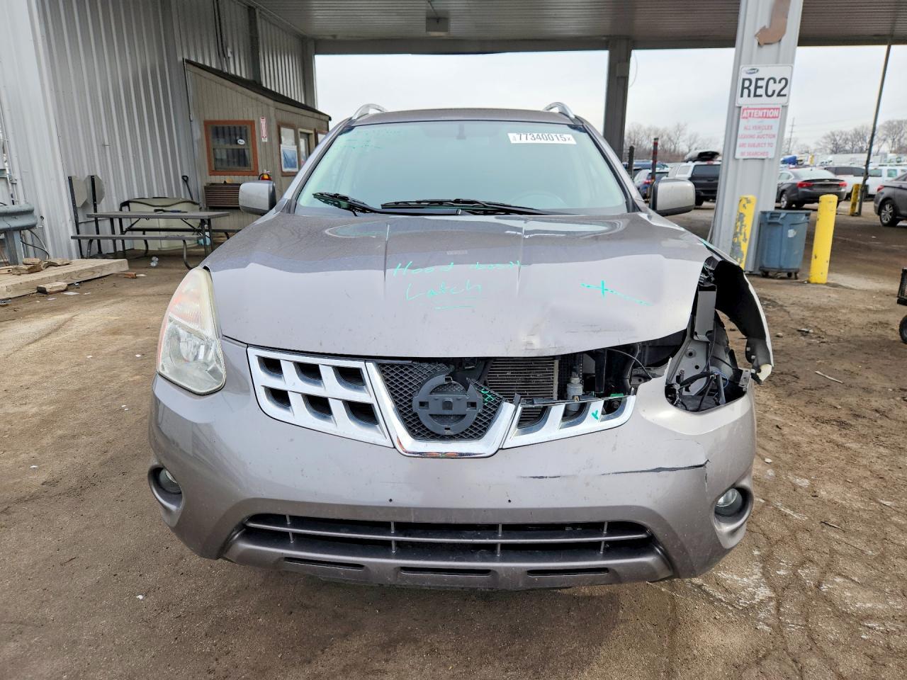 2013 Nissan Rogue s