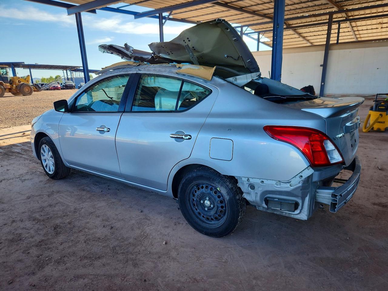 2019 Nissan Versa sv