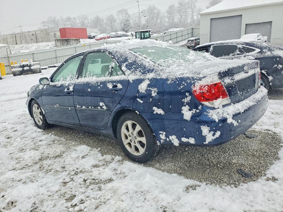 2005 Toyota Camry xle V6