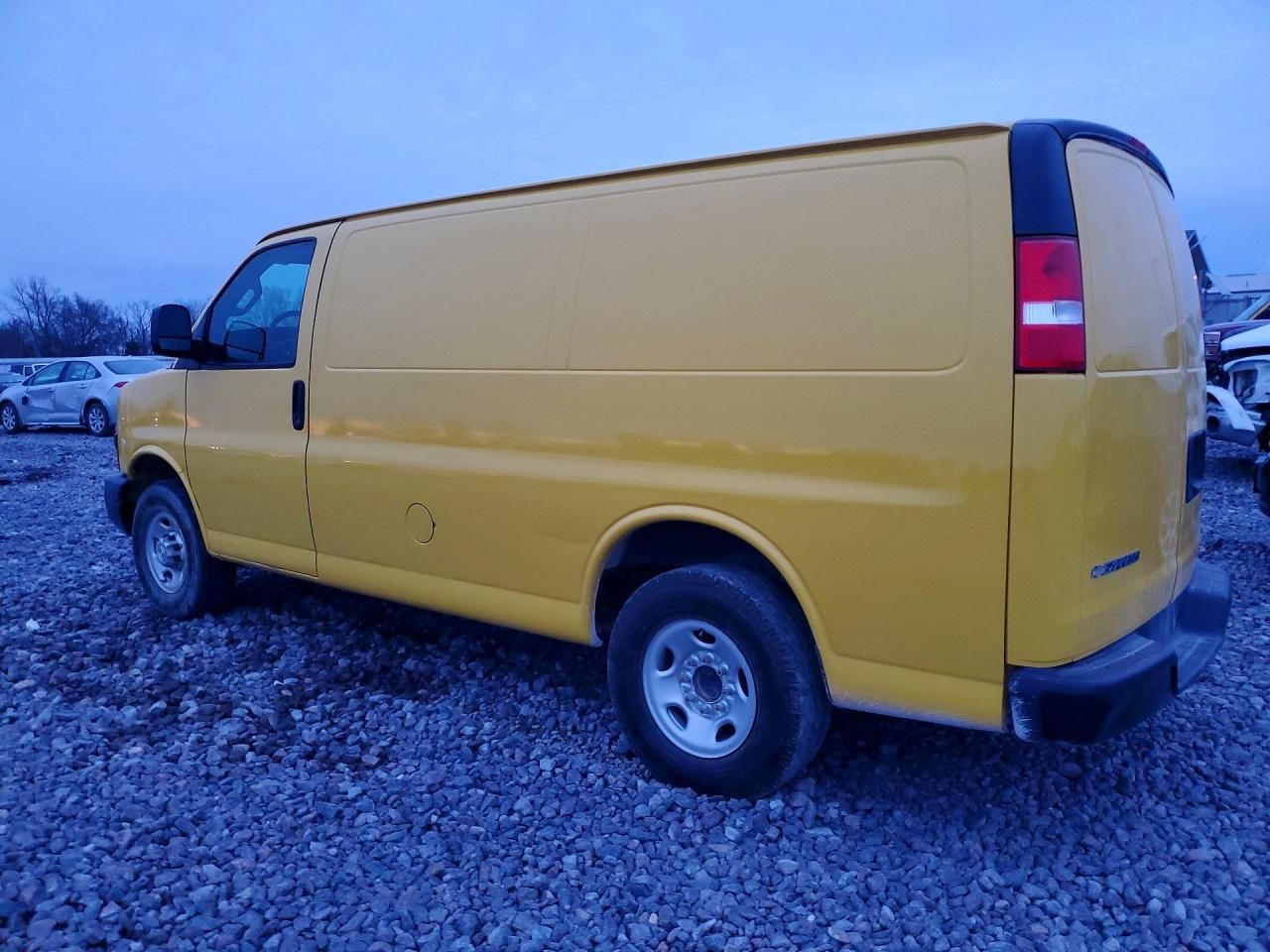 2020 Chevrolet Express G2500