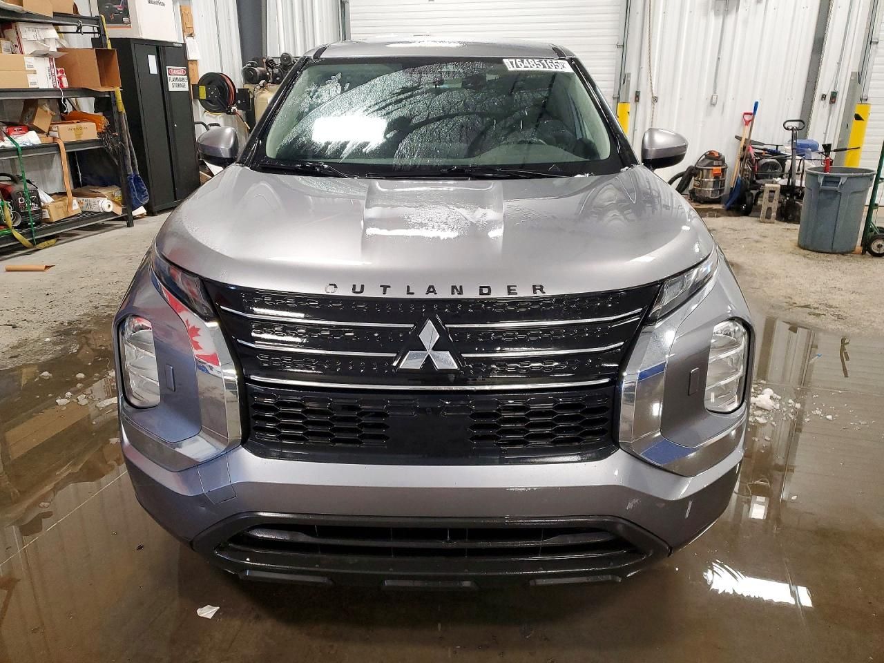 2023 Mitsubishi Outlander es