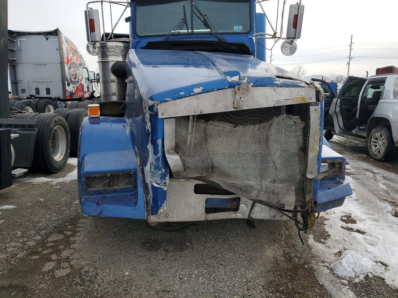 2007 Kenworth T800 Semi Truck