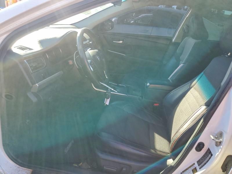 2017 Toyota Camry le