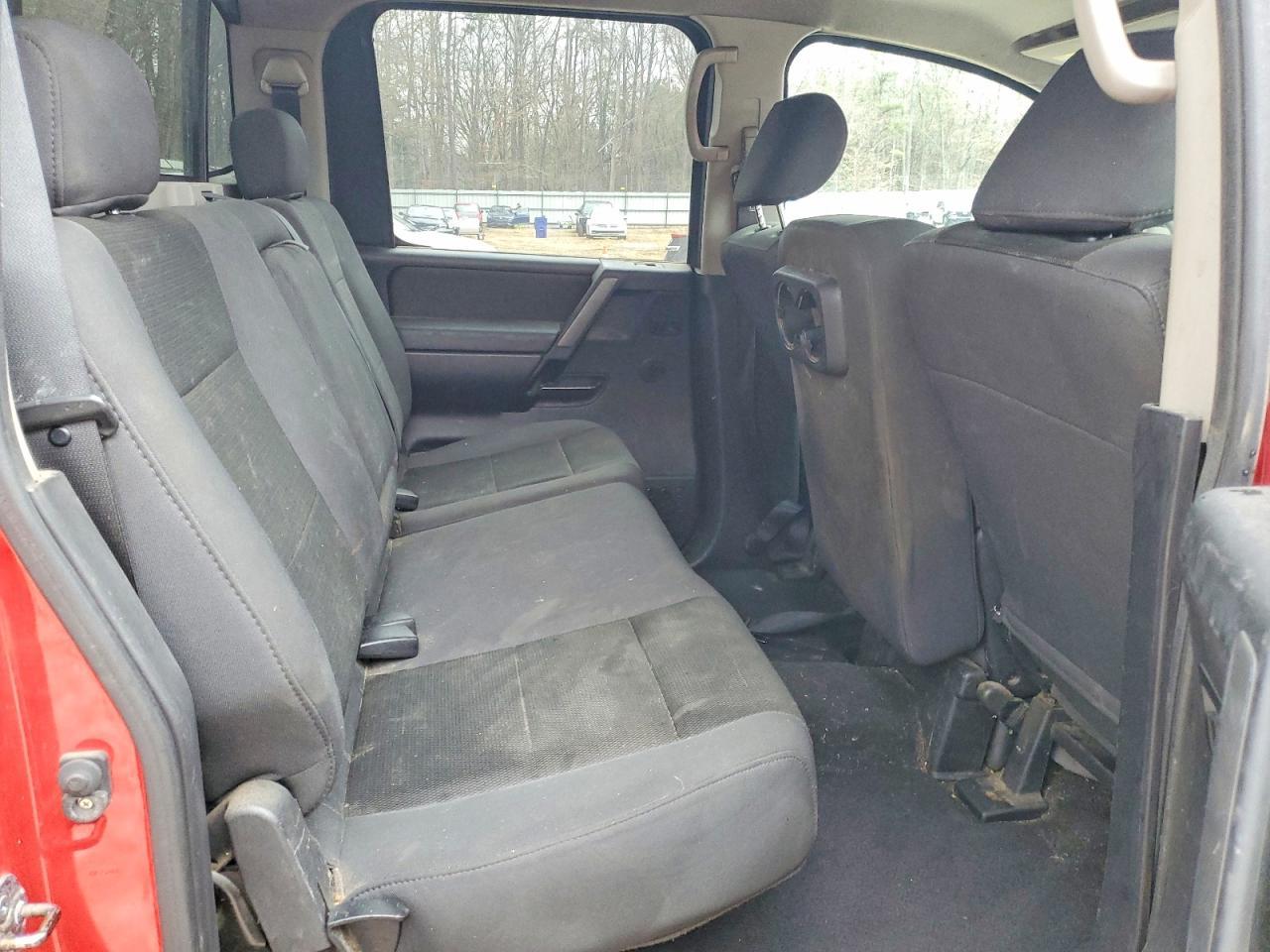 2010 Nissan Titan XE