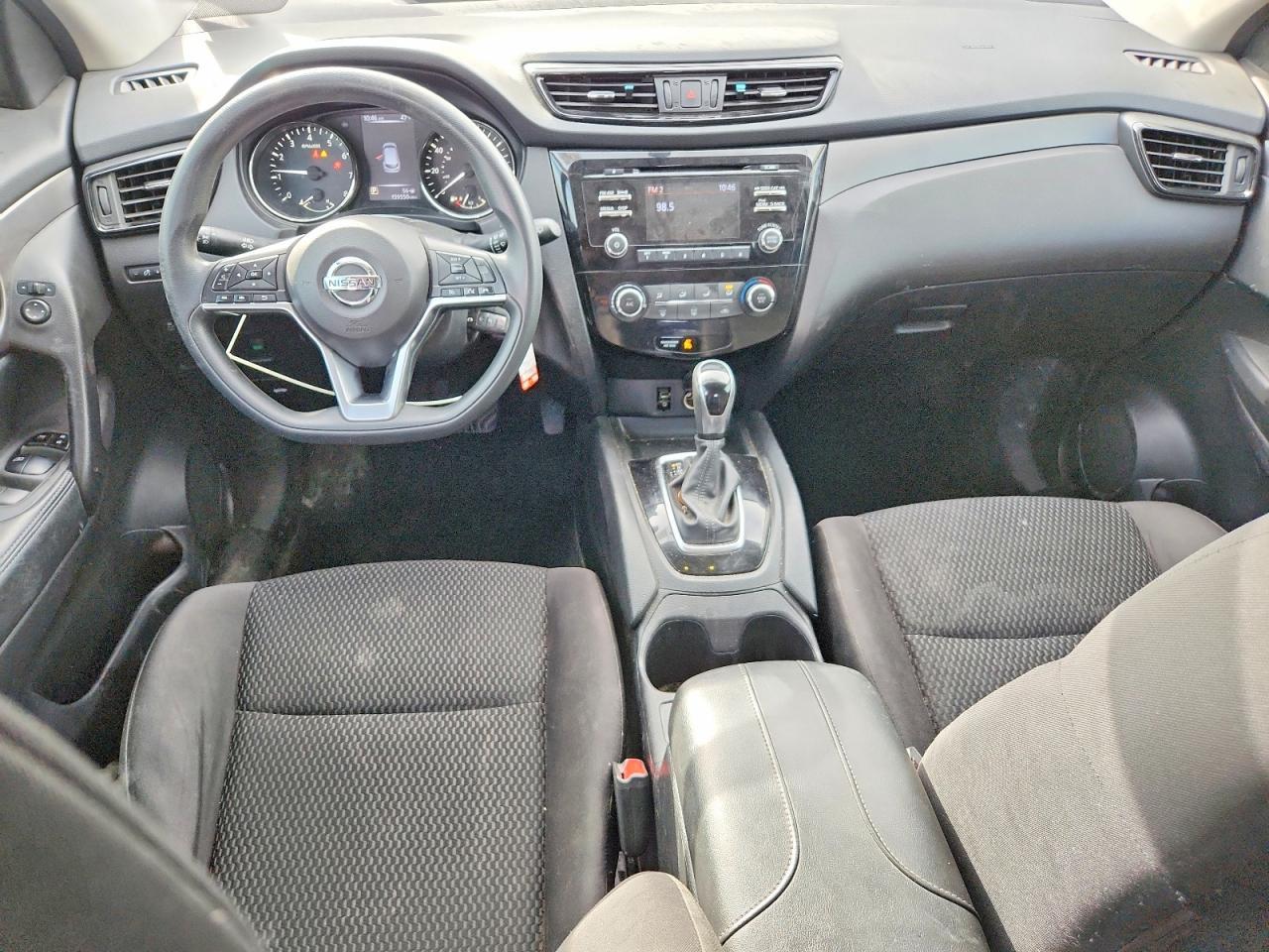 2017 Nissan Rogue Sport s