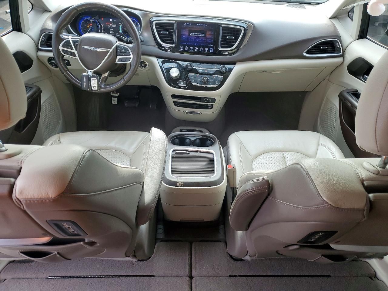 2017 Chrysler Pacifica Touring l Plus