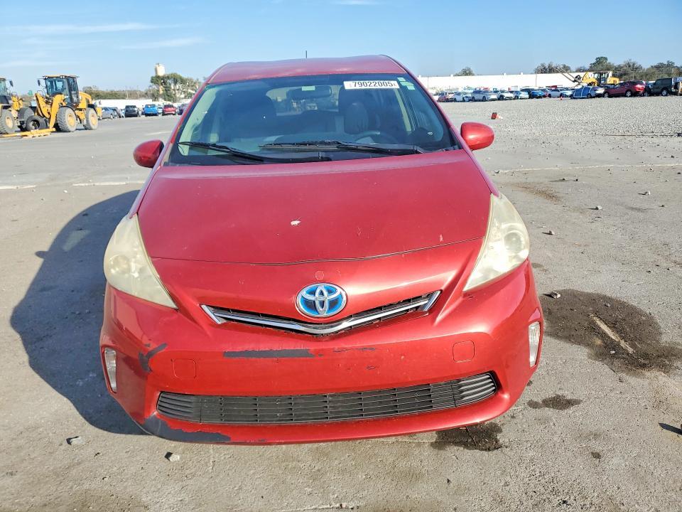 2014 Toyota Prius v Three