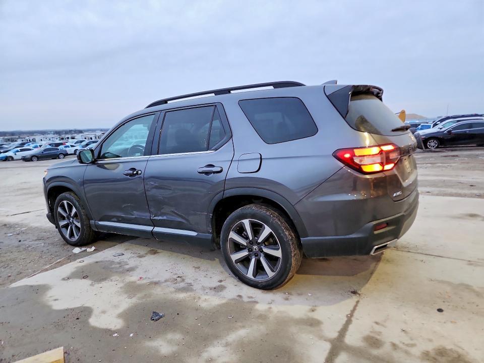 2023 Honda Pilot Touring