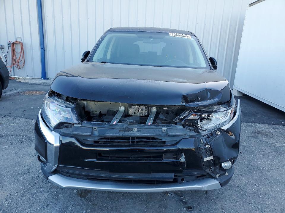 2018 Mitsubishi Outlander se