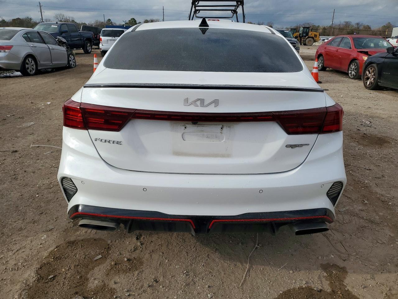 2022 KIA Forte gt