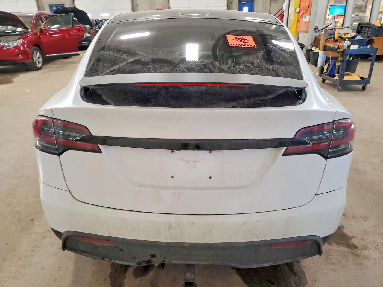 2022 Tesla Model x