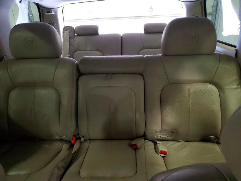 2002 Cadillac Escalade Luxury