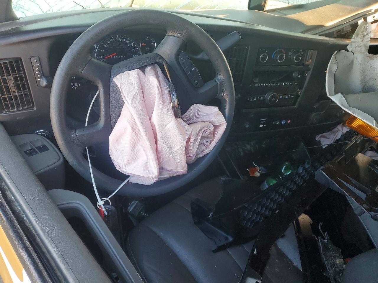 2019 Chevrolet Express 2500 Cargo Utility / Service Van